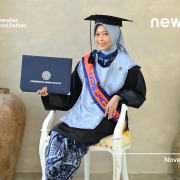 Annisa Nur Azizah, wisudawan terbaik FKIP Universitas Ahmad Dahlan (UAD) (Dok. Azizah)