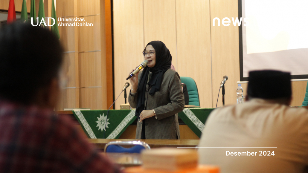 Eka Anisa Sari, Dosen UAD Isi Kajian Malam Sabtu PWM DIY dengan Materi Public Speaking