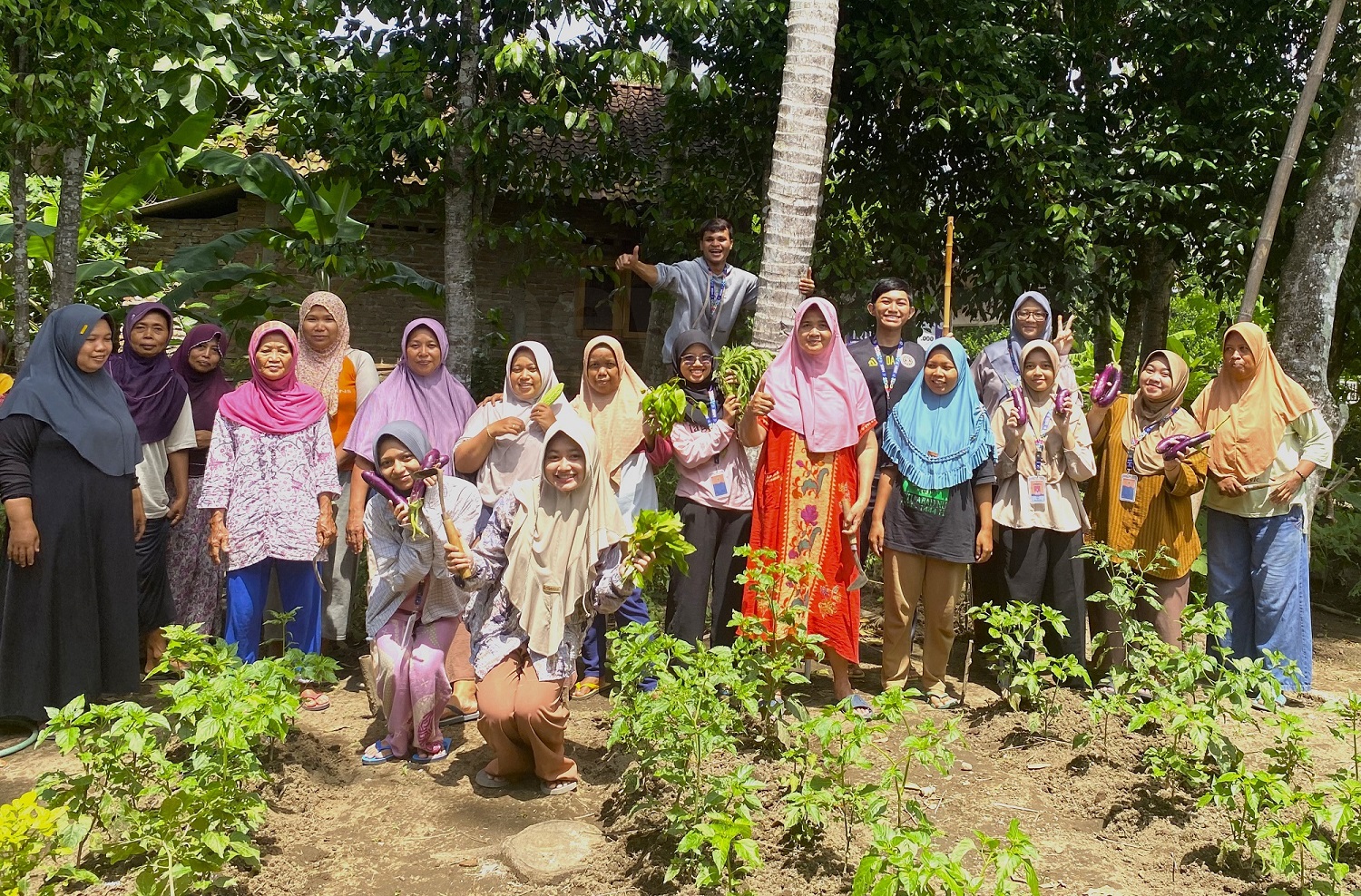 Kkn Uad Dan Warga Cangkring Adakan Program Pangan Lestari News Portal Of Universitas Ahmad Dahlan