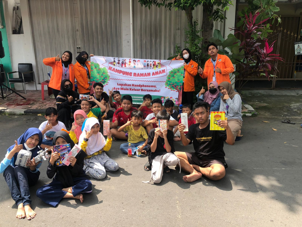 KKN UAD Usung Kampung Ramah Anak dan Giatkan Permainan Tradisional