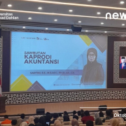 Sambutan Kaprodi Akuntansi Universitas Ahmad Dahlan (UAD) dalam Seminar Literasi Keuangan (Dok. Nafisah)