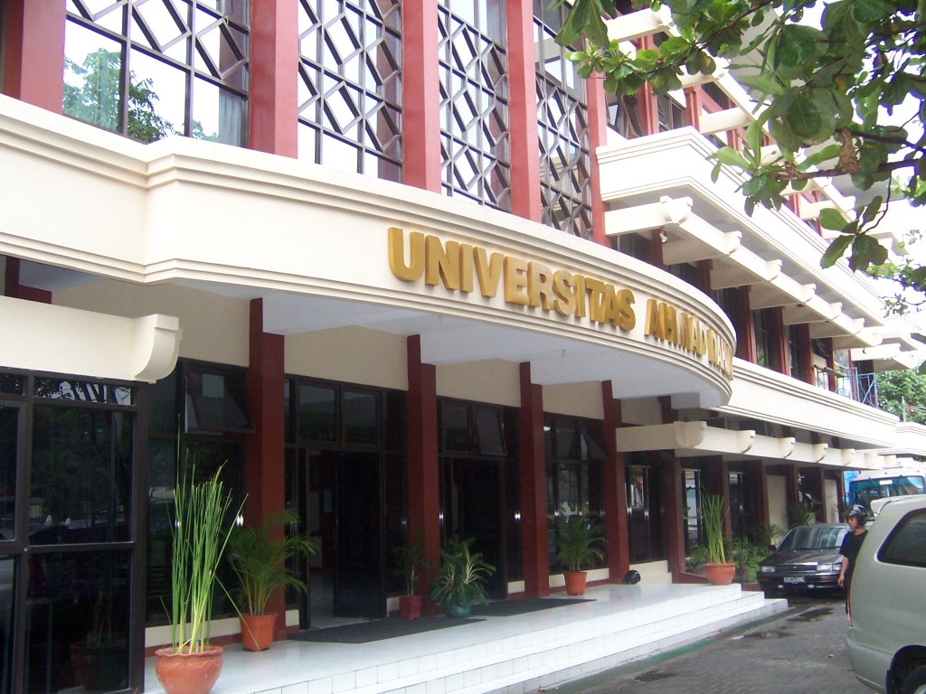 Gedung-UAD-kampus-1.png